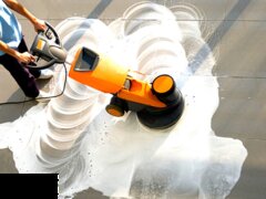 EcoCleanFM - Servicii profesionale de curatenie in domeniile industrial, comercial si rezidential